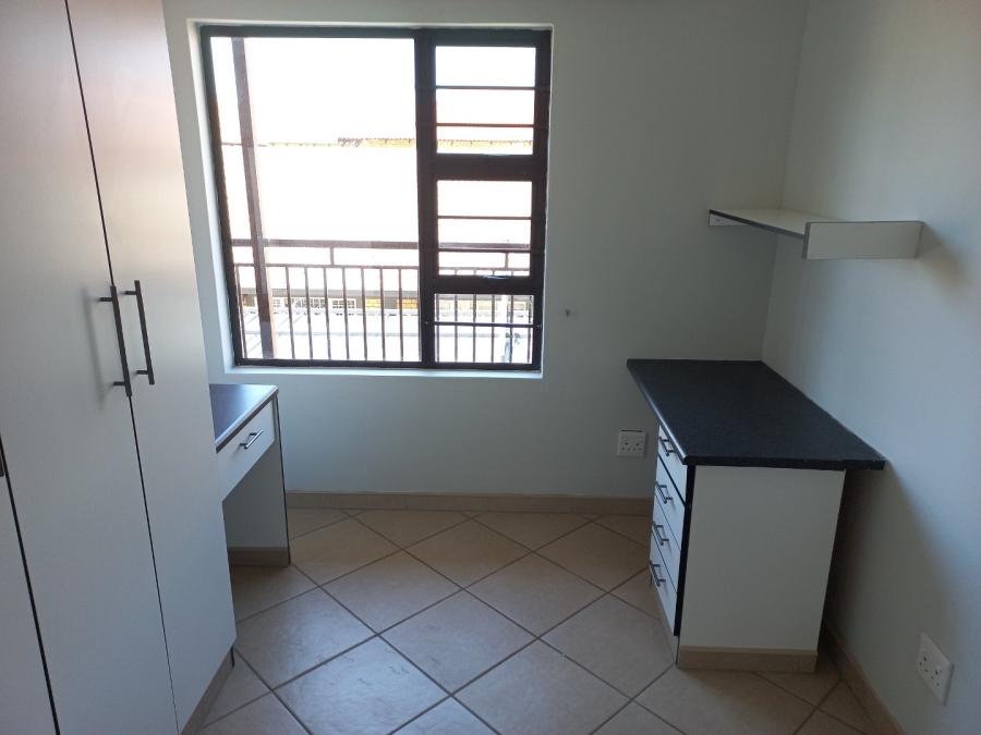 To Let 2 Bedroom Property for Rent in Die Bult North West